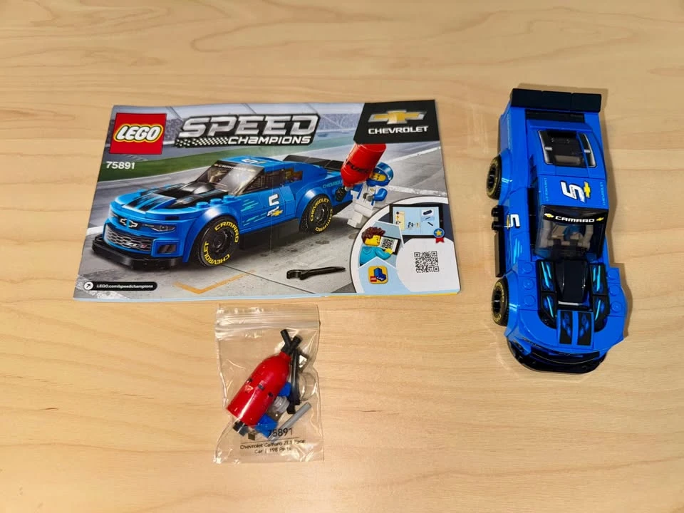 75891 Chevrolet Camaro ZL1 Race Car — משומש - כמו חדש
