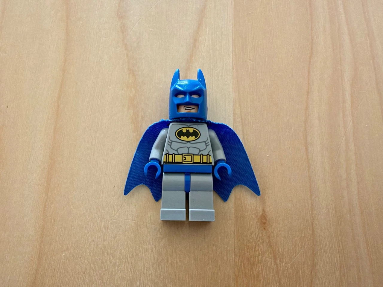 sh0111 Batman — משומש - כמו חדש